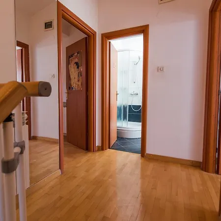 Apartment Herenda *